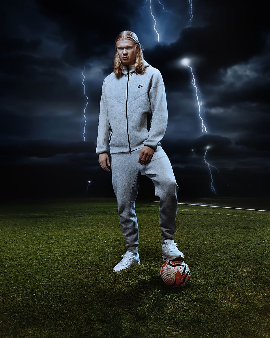 Nike soccer tech fleece hotsell